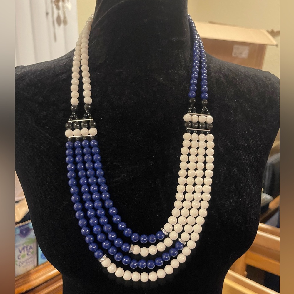 Multi-Strand Necklace in Blue & White w/Barrel Clasp